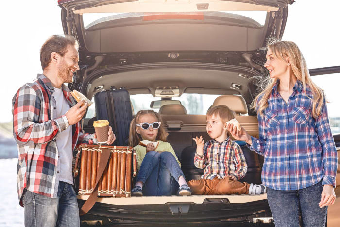 How to teach kids about maps on road trips